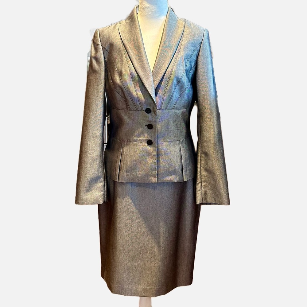 Calvin Klein Gray Polyester 2 Piece Suit, Shoes included.